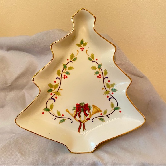HP🤶🏼Mikasa Porcelain Christmas Tree Candy Dish - Picture 4 of 6